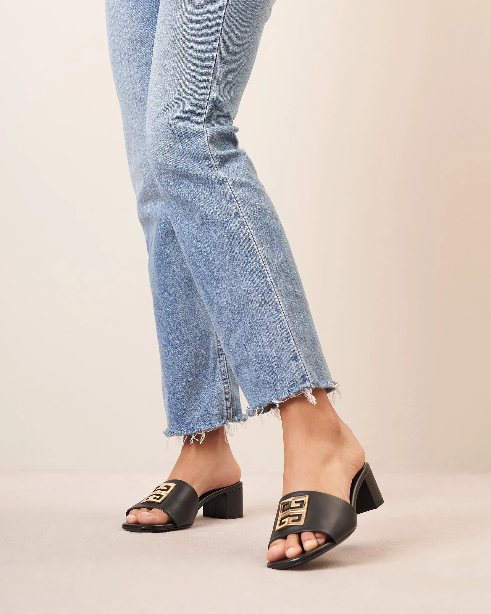 4G black leather mule sandals