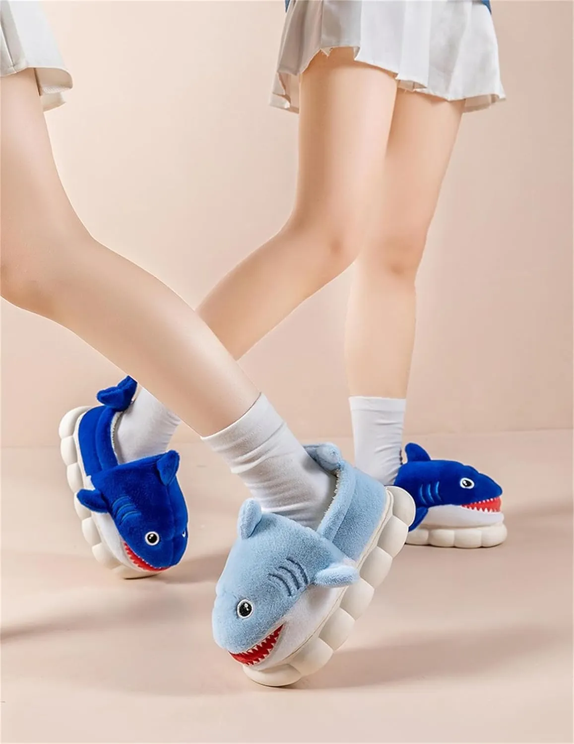 Animal slippers for Women Men Cute Shark Slippers Cozy adult home fuzzy cotton slippers
