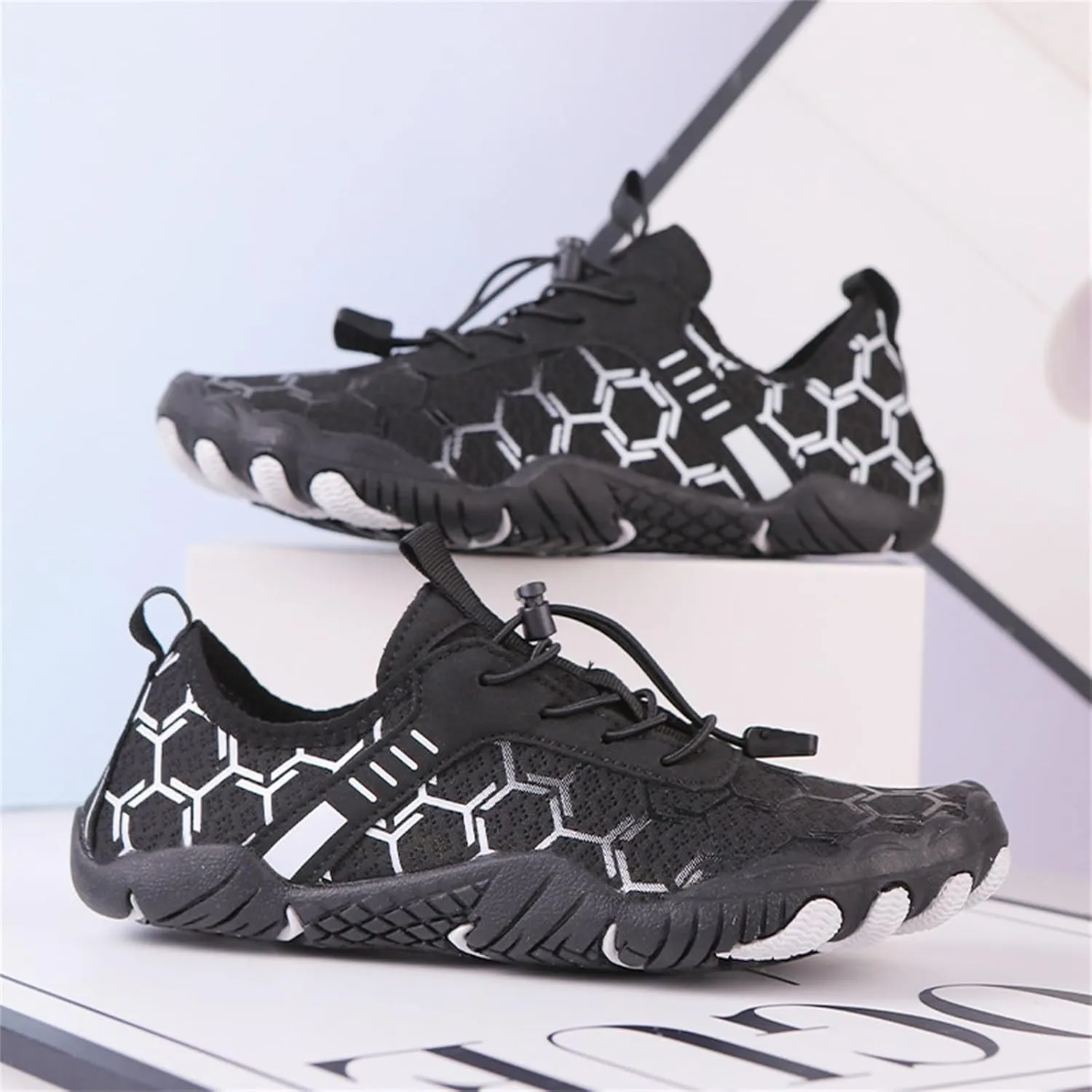Barefoot Beach and Pool Shoes for Women Men Waterproof Trail Running Sneakers Healthy and Non-Slip Barefoot Shoes Unisex Athletic Outdoor Sneaker Pro Wide Toe Box Shoe