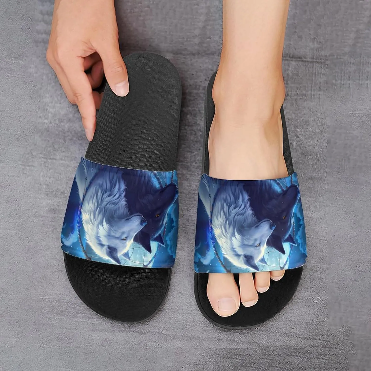 Black And White Wolf Slippers for Women Men Anti-Slip Shower Slides Open Toe Slippers for Home Outdoor Beach