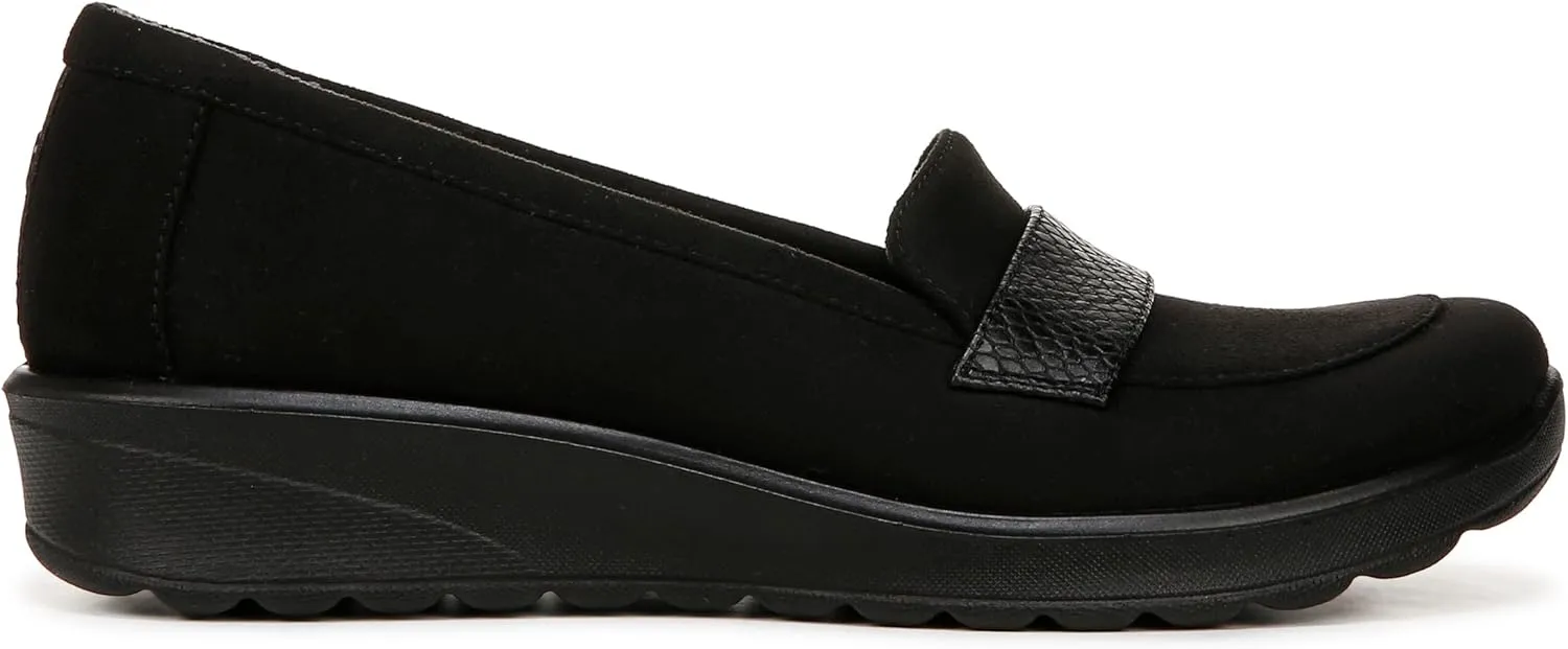 BZees Women's Gamma 2 Loafer