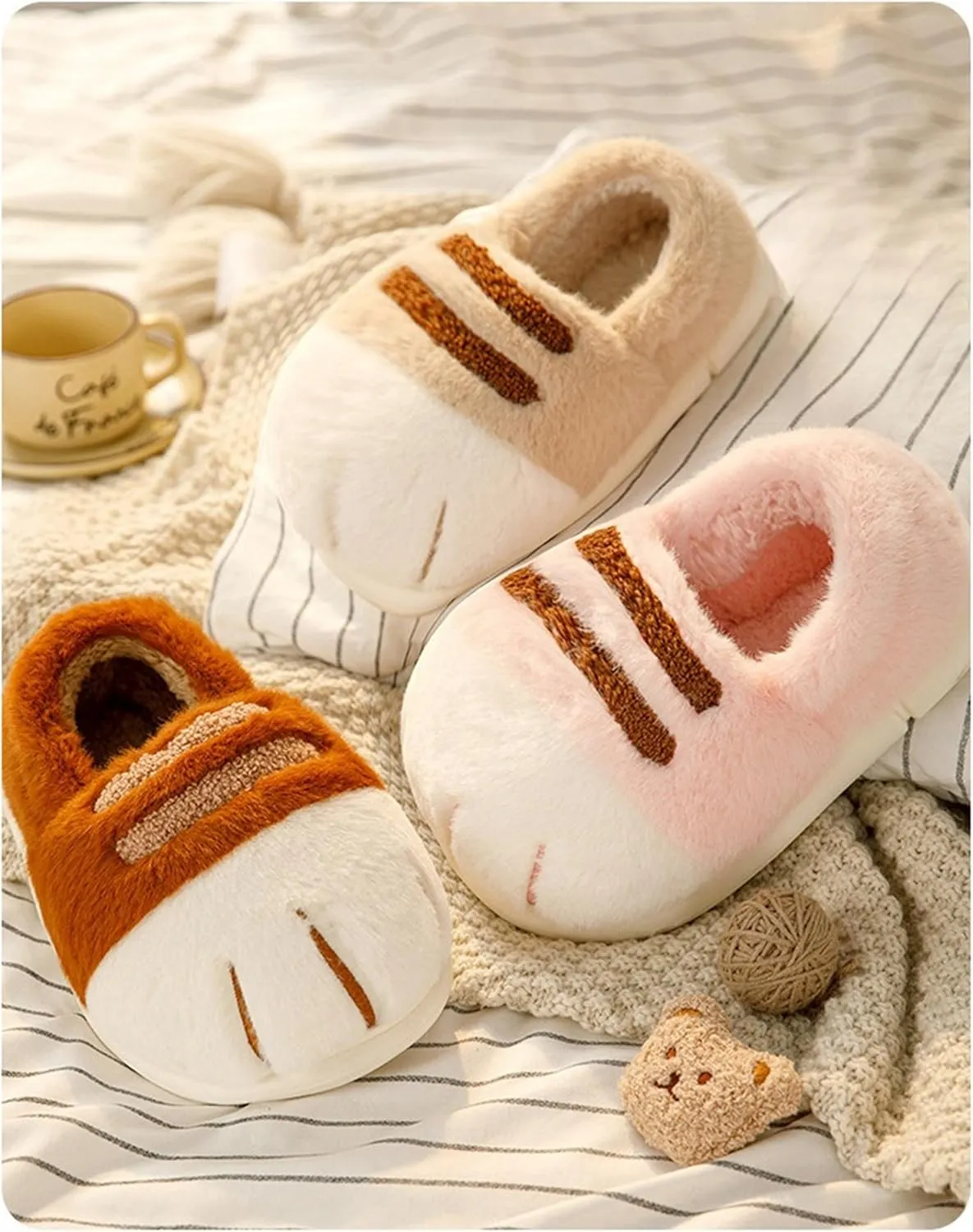 Cat Paw Slippers - Unisex Adults & Kids - Beige - Slip-On - Plush & Memory Sponge Interior - Anti-Slip EVA Sole - Washable - Home Slippers