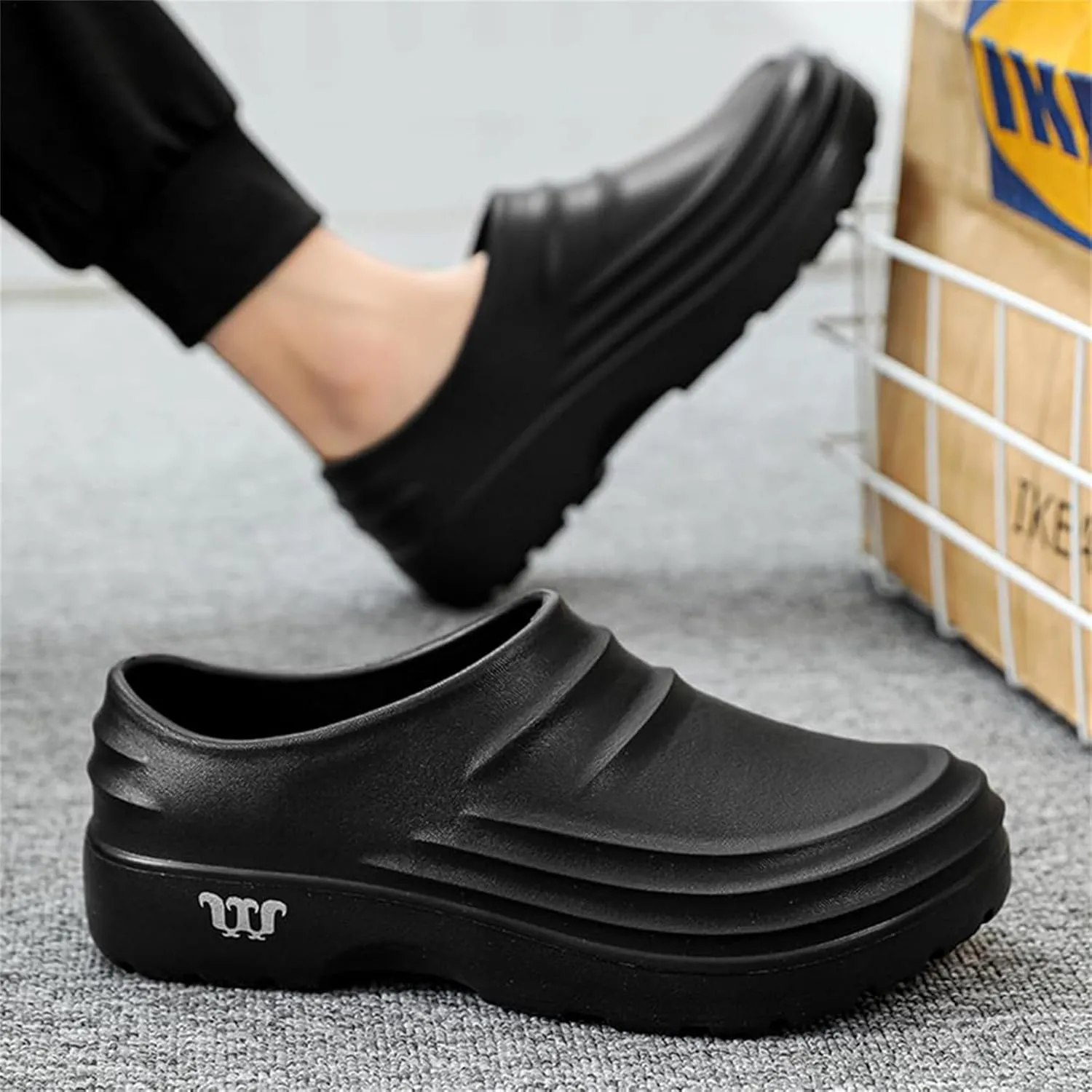 Chef Shoes for Men and Women Slip-Resistant Nursing Shoes Nurse Loafers Kitchen Restaurant Work Comfortable Lightweight & Waterproof Zapatos de Chef Clogs for Women