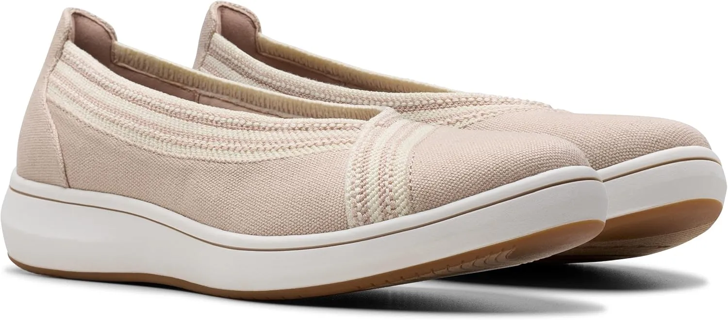 Clarks Women's Breeze Sky Air CloudSteppers Loafer
