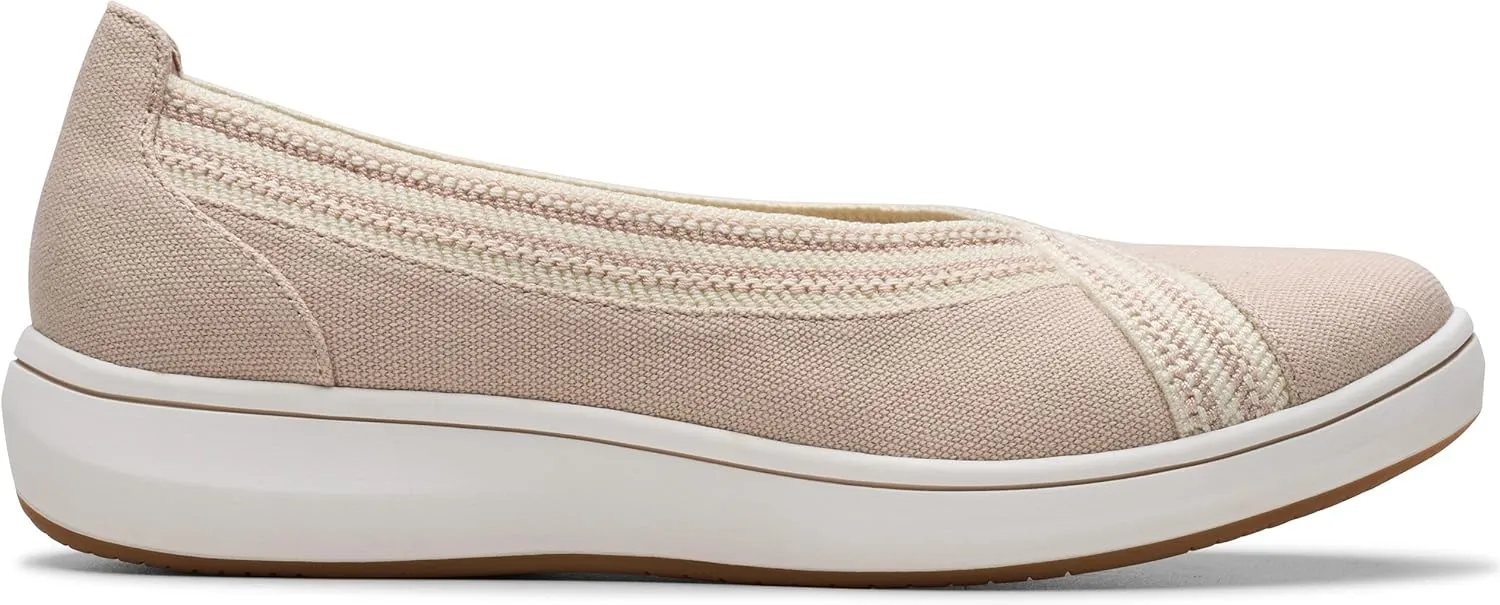 Clarks Women's Breeze Sky Air CloudSteppers Loafer