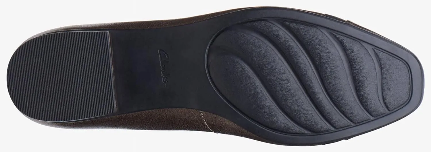Clarks Womens Juliet Monte Leather Toe Cap Loafers