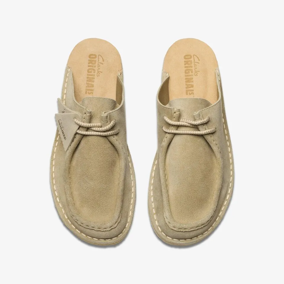 Clarks Women's Trek Mule Sand Suede 26176569