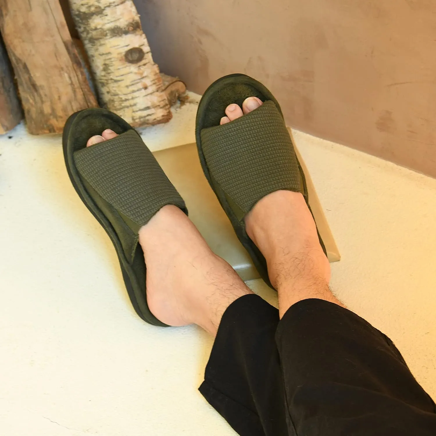 Cozy Men's Open Toe House Slippers Memory Foam,Comfy Slip On Indoor Slippers for Men Breathable, Non-Slip Soft Bedroom Home Slippers Lightweight
