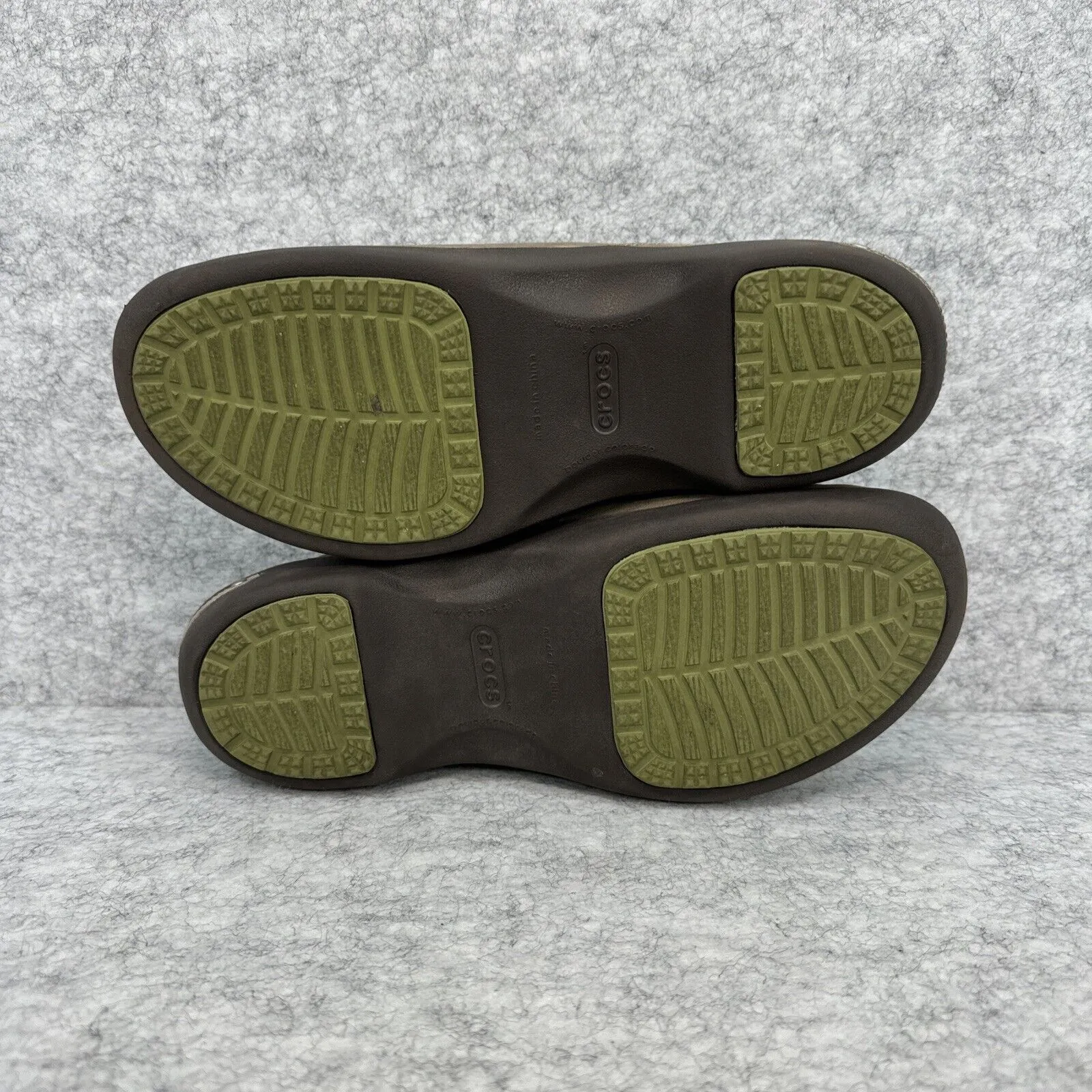 Crocs Cobbler 2.0 Womens Slip On Casual Mule Clog Olive Brown Leather Sz 7 16052
