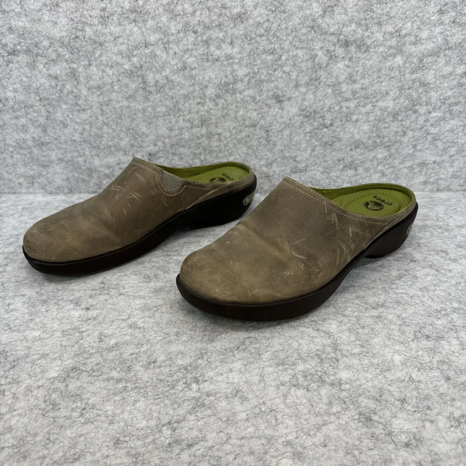 Crocs Cobbler 2.0 Womens Slip On Casual Mule Clog Olive Brown Leather Sz 7 16052