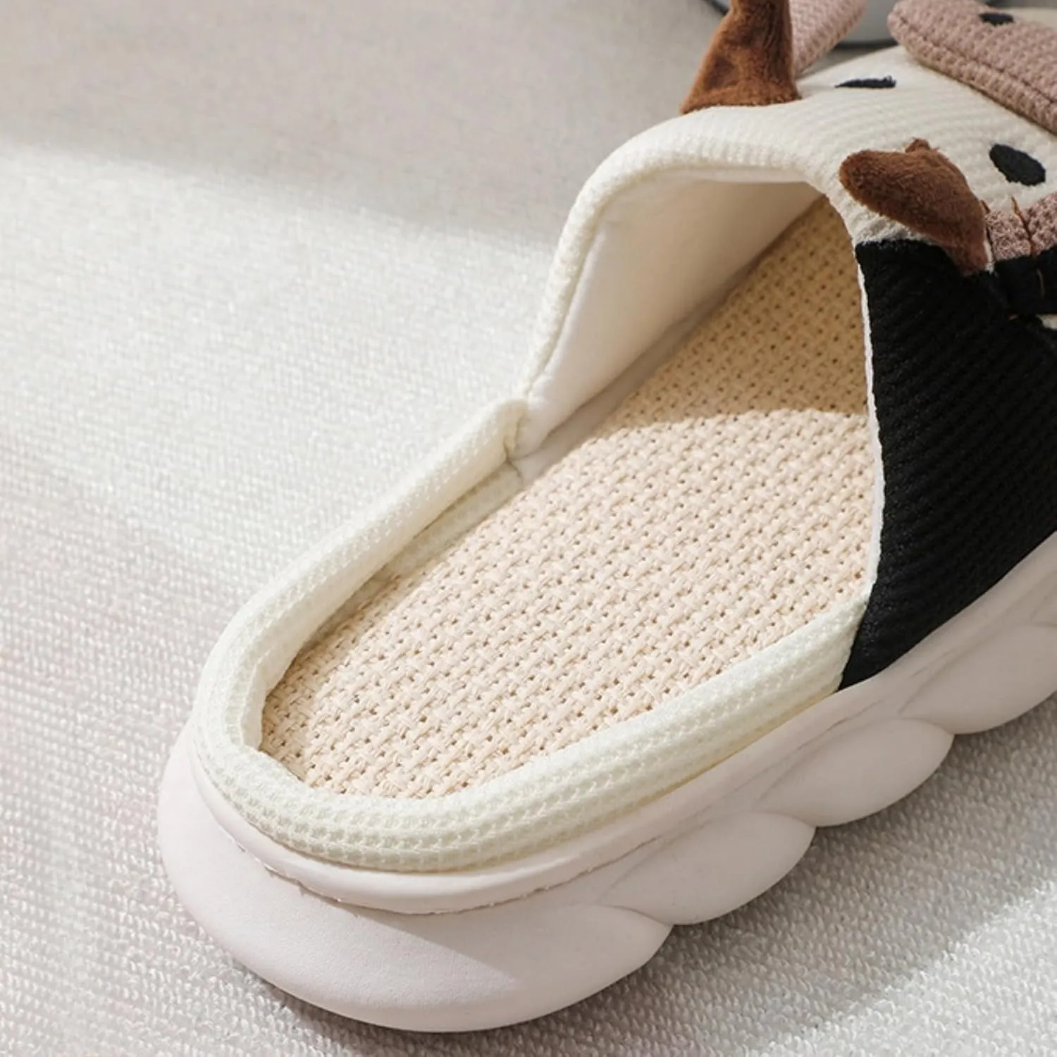 Cute Cartoon Panda Slippers for Women Men Indoor Linen Home Slipper Comfortable Fabric Shoes Summer Sandals Soft Thick Anti Slip Sole Slides