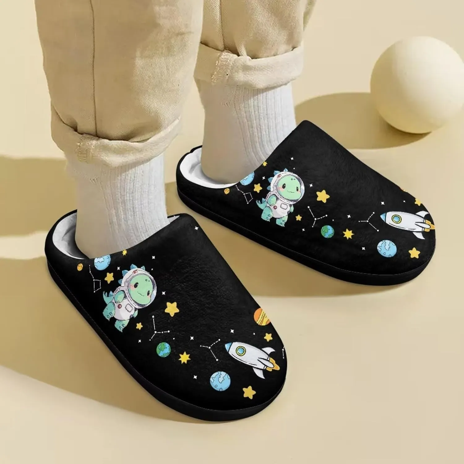 Cute Kids Slippers for Boys and Girls, Soft Warm Home Slippers for Winter, Anti-Slip Closed Toe Fuzzy Slippers