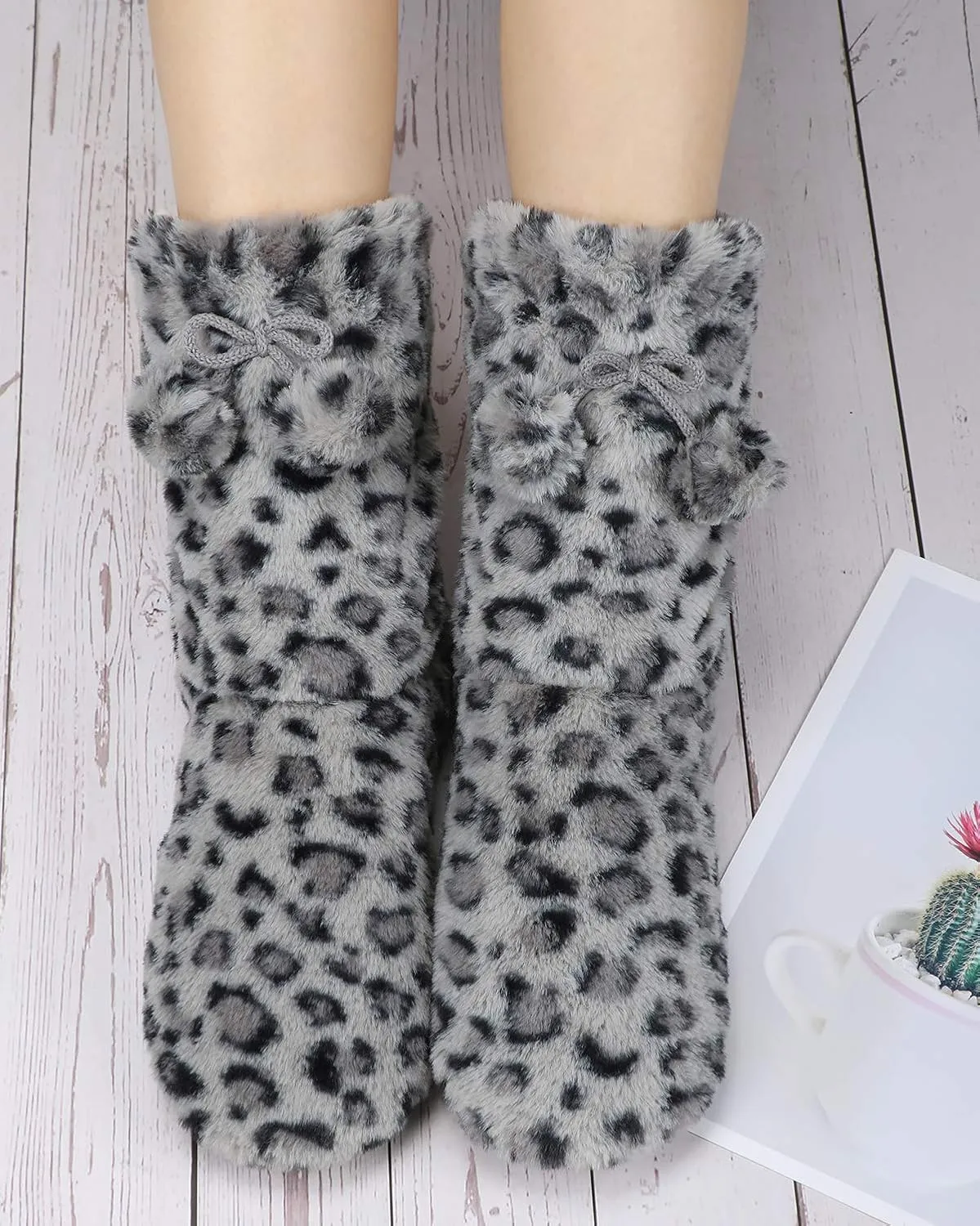 DICUIRD Slipper Socks with Grippers for Women,Winter Cozy&Comfy Boot Slippers for Women