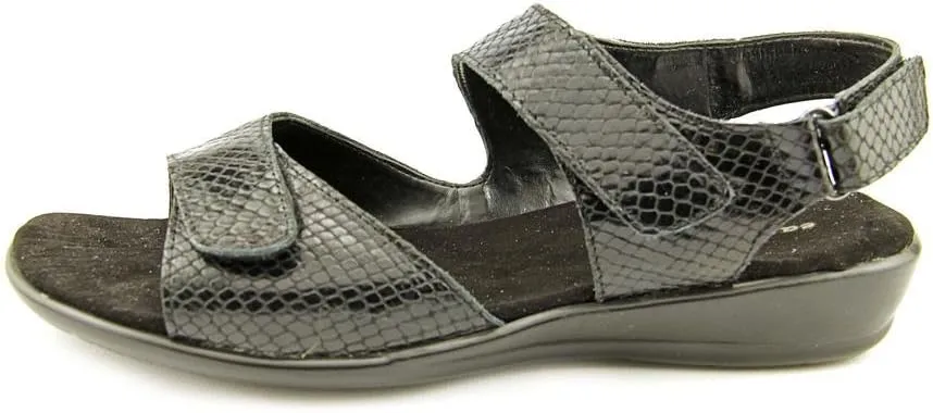 Easy Spirit Women's Hartwell Flat Sandal