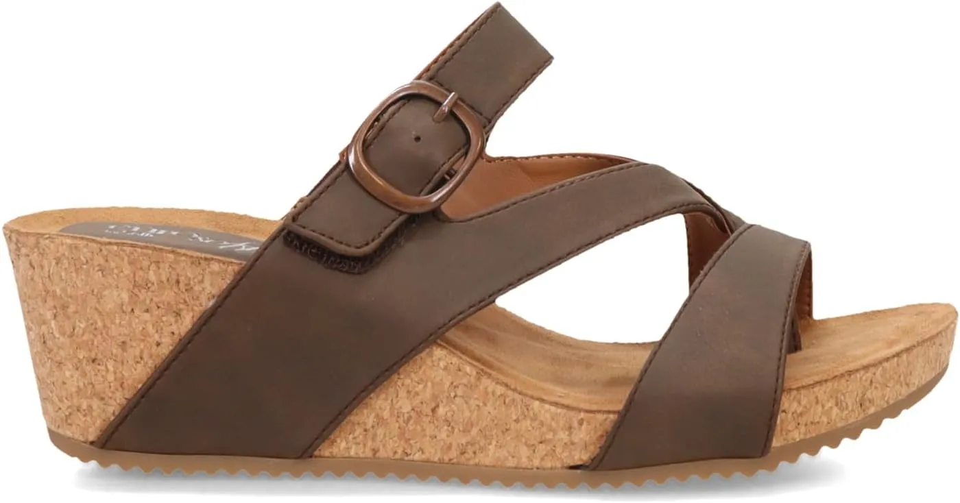 Eurosoft by Sofft Women's Emrie Wedge Sandal