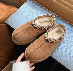Fleece Lined Women's Mini Ankle Boot Slippers - Classic Snow Boots with Anti-Slip Platforms for Indoor & Outdoor Use