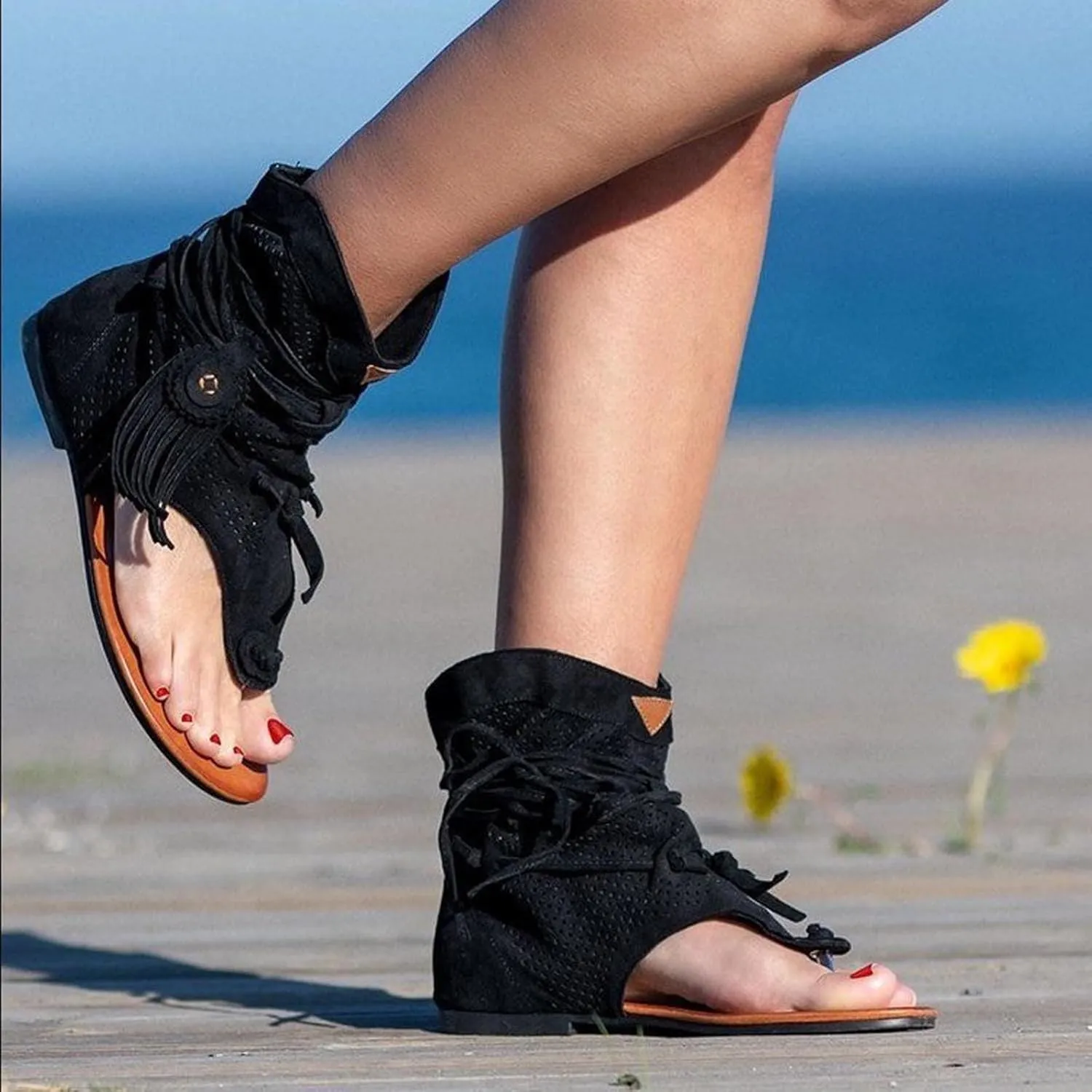 Flip Flops for Women Dressy Summer Flats Vintage Fringe Tassel Straps Clip Toe Slides Breathable Mesh Slippers Bohemian Roman Beach Shoes Boots