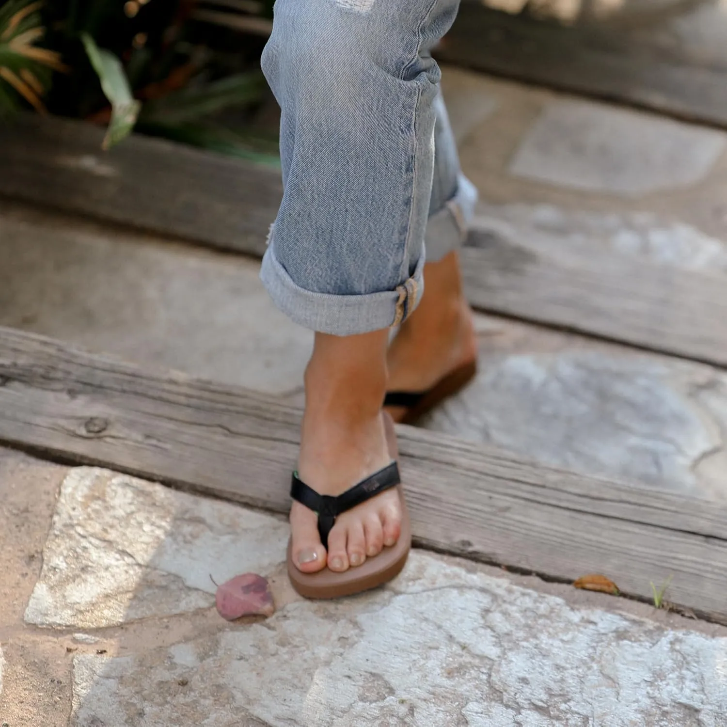 Flojos Women's Billie Sandal