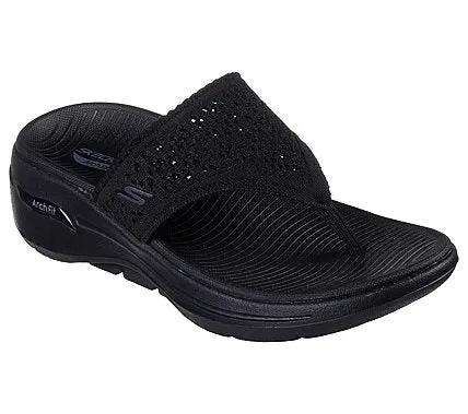 GO WALK ARCH FIT SLIPPER