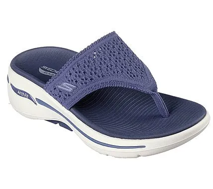 GO WALK ARCH FIT SLIPPER