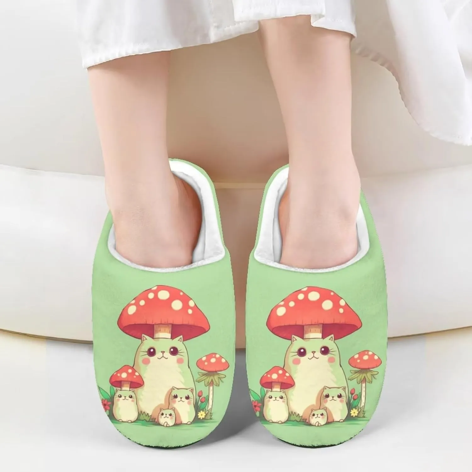 Kids House Slippers Comfort Fuzzy Slippers for Girls Boys Anti-slip Indoor Bedroom Slippers