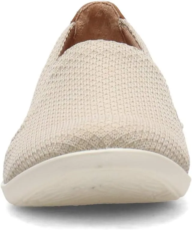 Life Stride Women's Next Level Slip-On Sneaker, Cream, 8