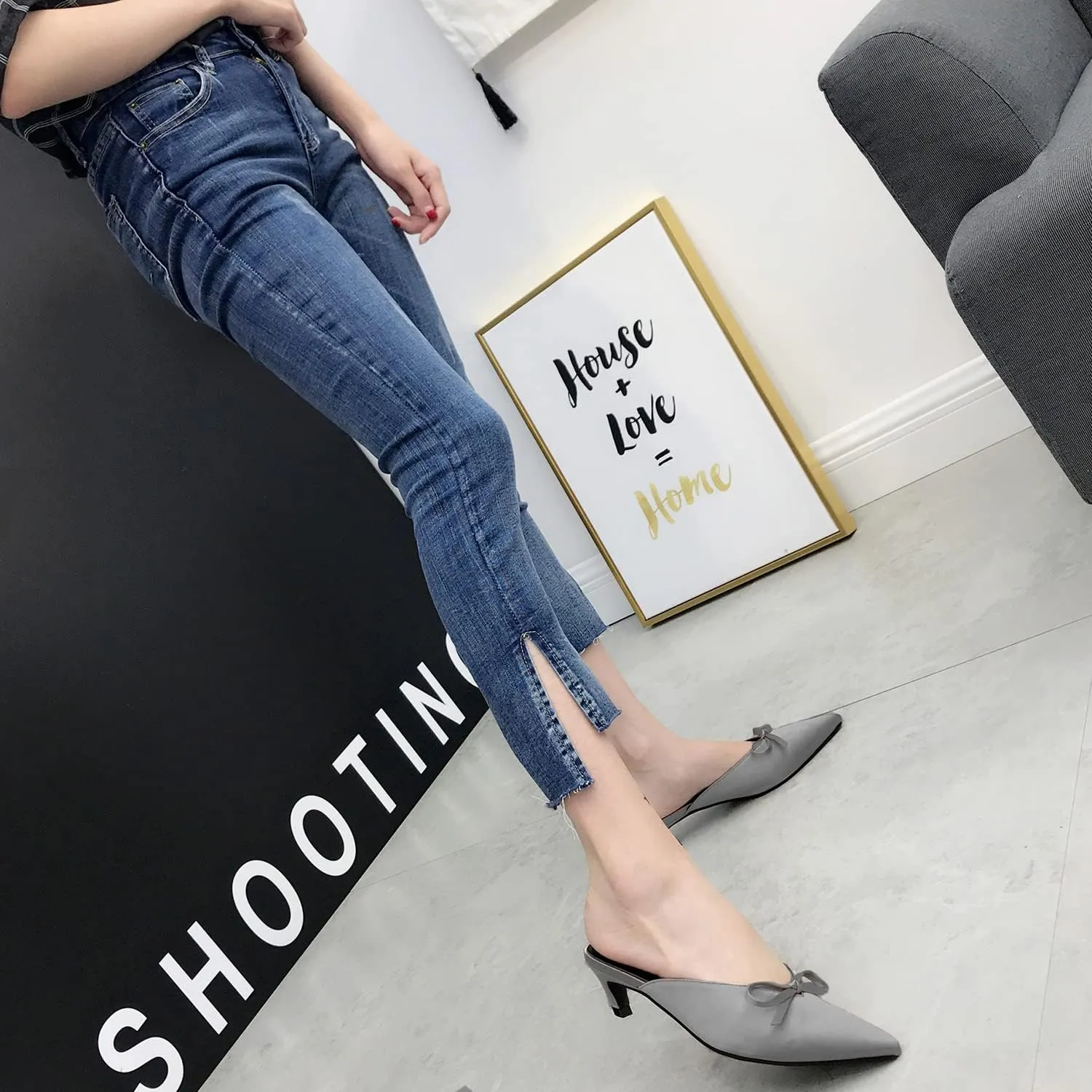 MOOMMO Women Satin Kitten Heel Mules Sandals Pointed Toe Slip On Bowtie Slide Sandal 1.5 Inch Low Heels Backless Loafer Shoes for Office Ladies Dressy Casual Summer Comfort Heeled Slipper 5-13 M US