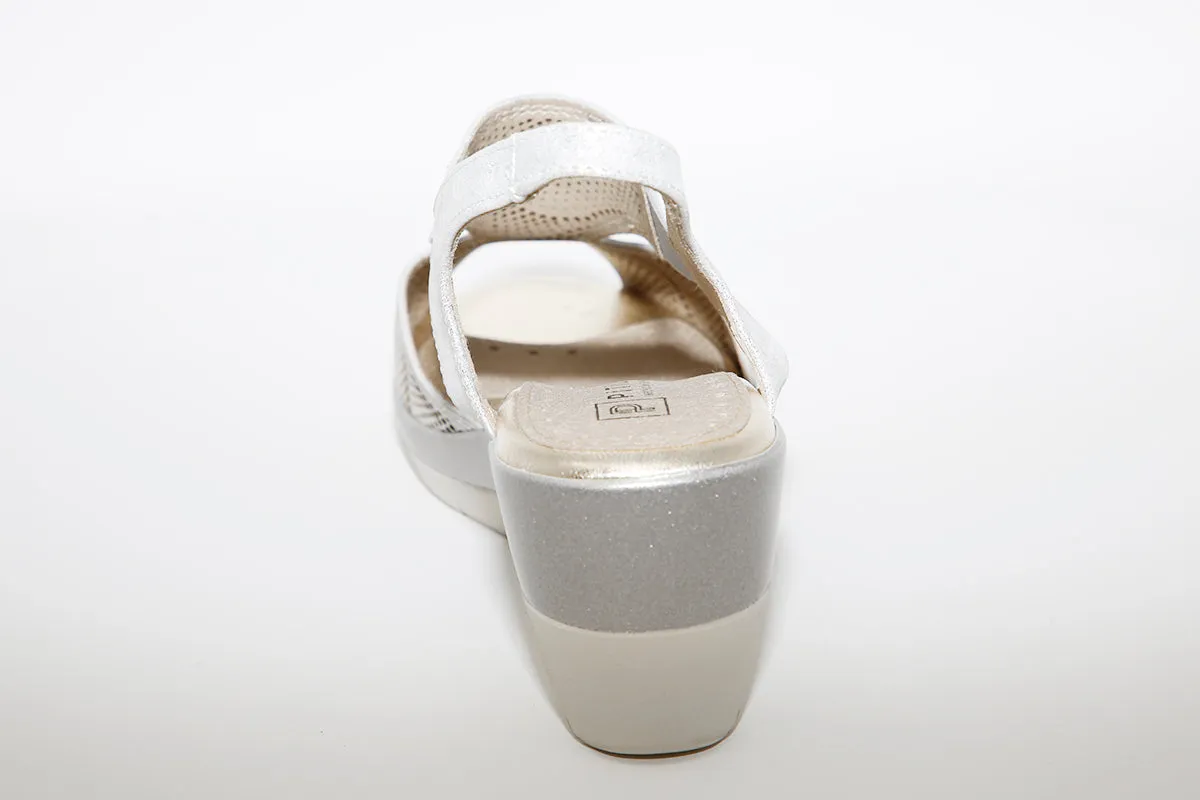 PITILLOS - 6030 WEDGE SANDAL - SILVER