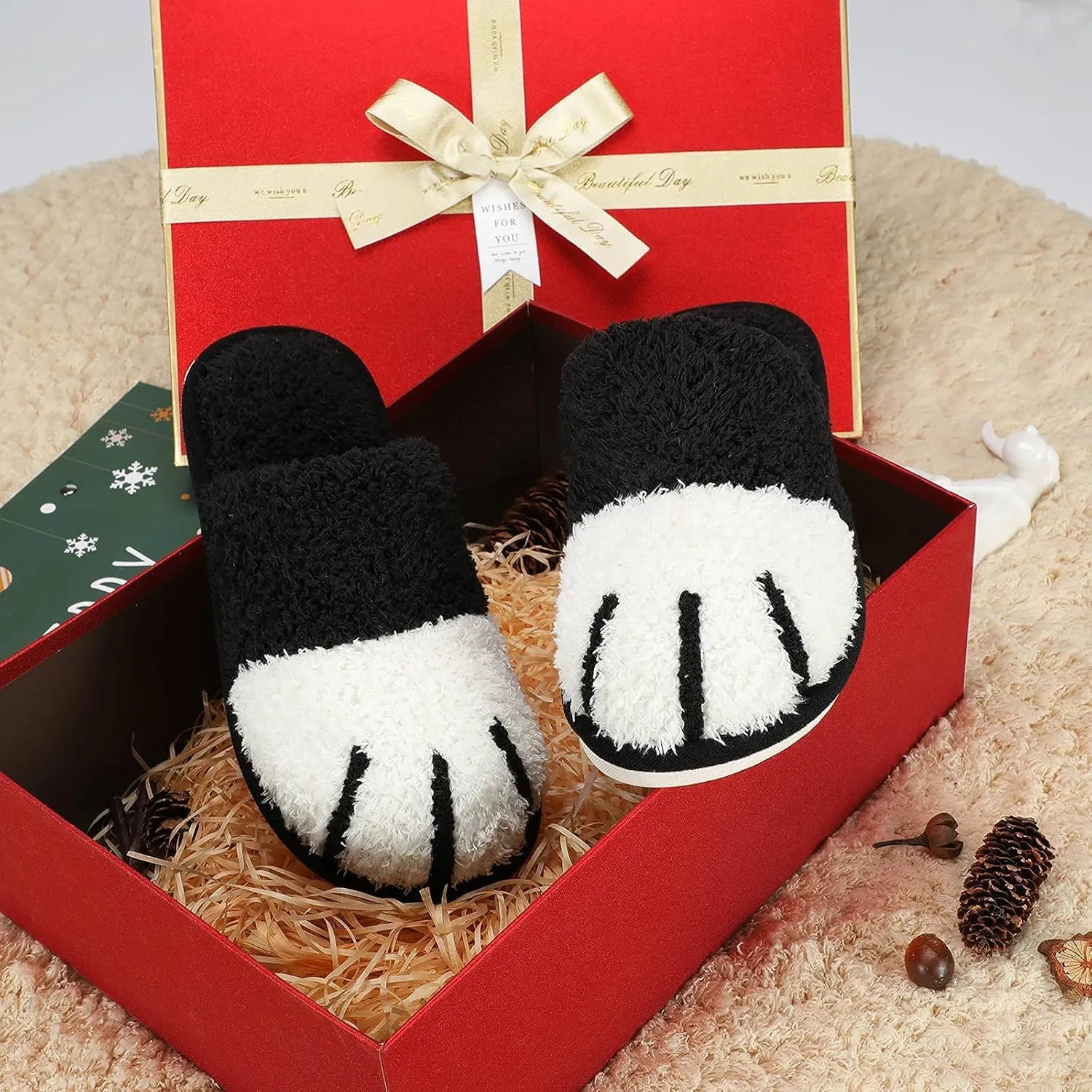 SINNO Cute Animal Slippers for Women Indoor Outdoor Memory Foam House Slipper Soft Warm Cozy Fuzzy Bedroom Non-Slip Shoes Christmas Gift ladies