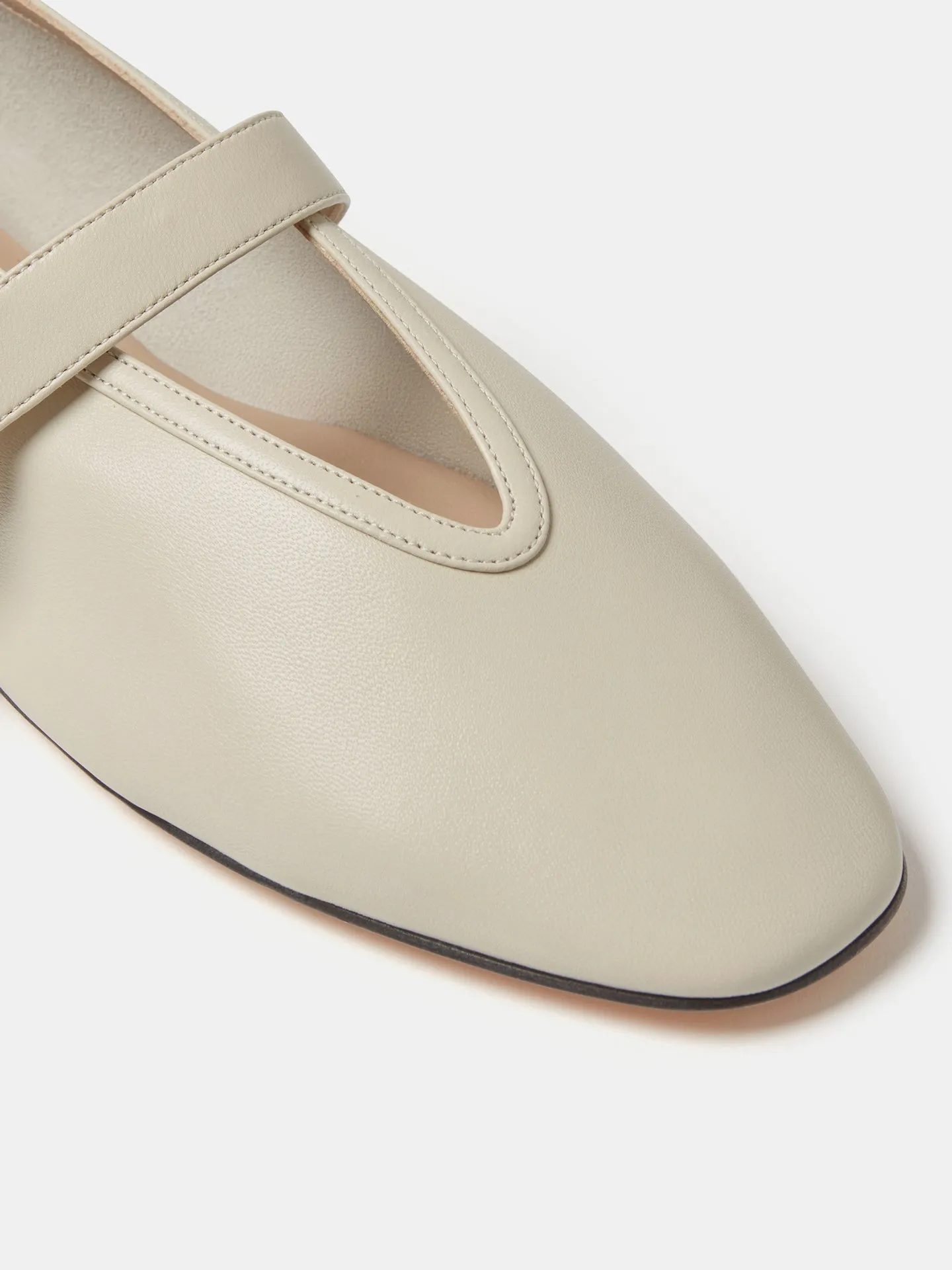 Stella Slipper / Ecru Leather