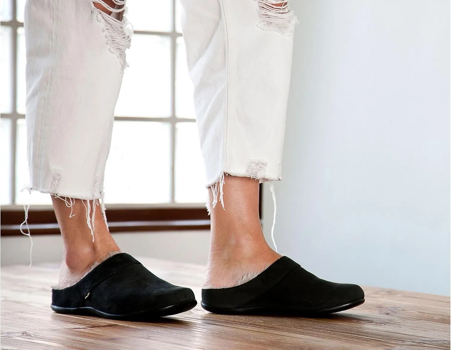 Strive Vienna Women's Supportive Slippers