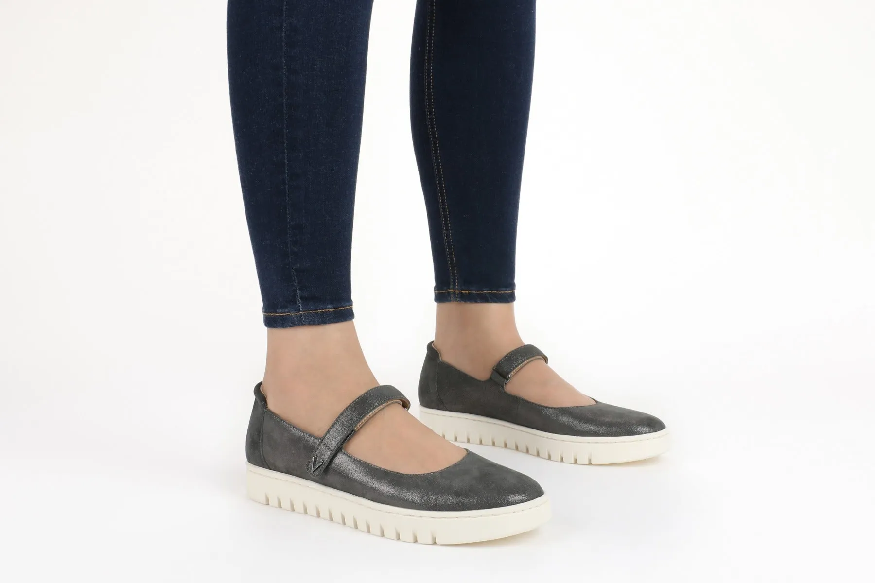 Vionic Polluted Silver Uptown Maryjane Metallic Leather Women's Flats J2229L3020