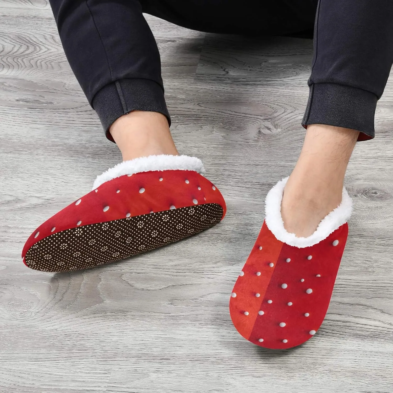 Winter House Slippers for Women/Men with Red And Yellow Autumn Maple Leaves Element Cozy Fleece Slippers