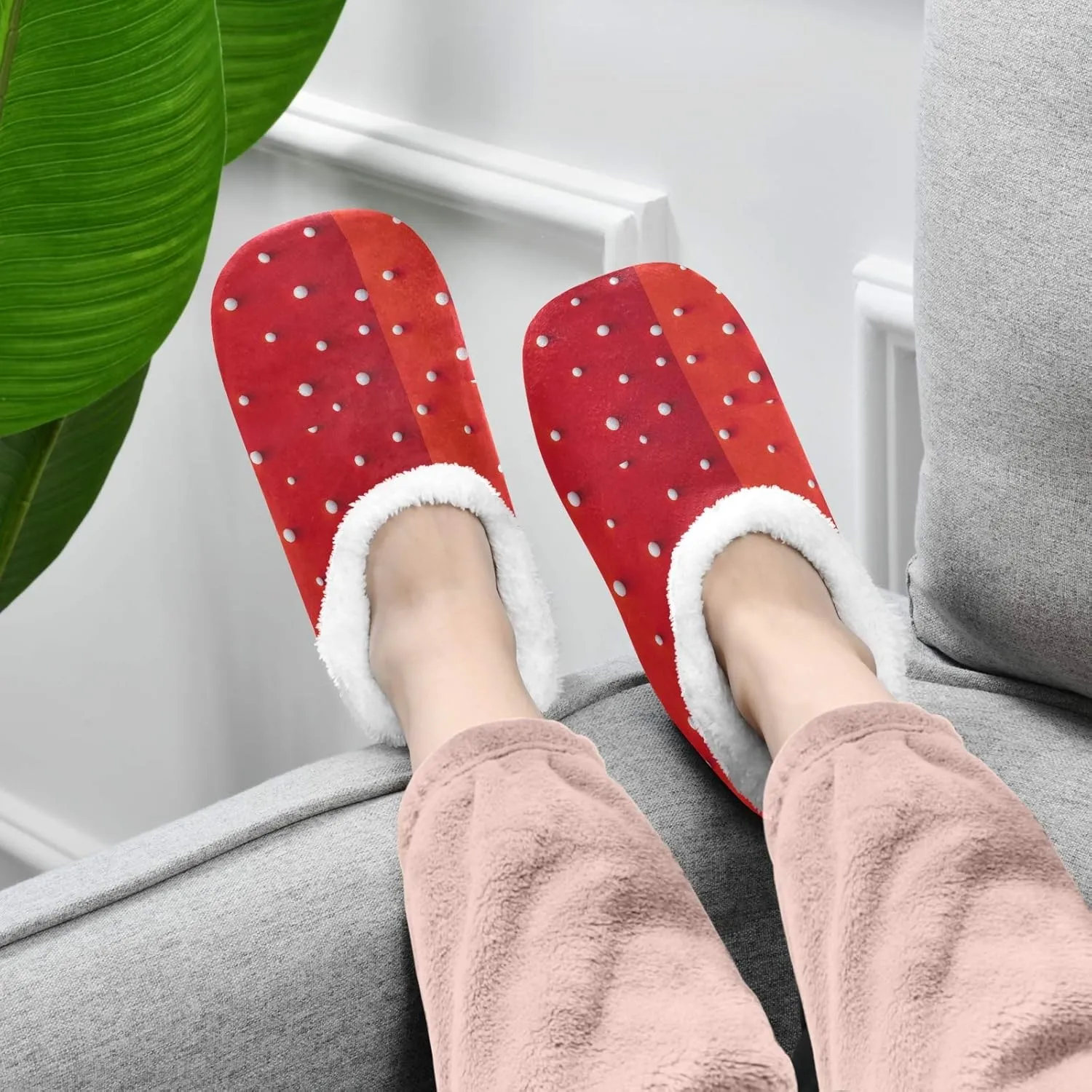 Winter House Slippers for Women/Men with Red And Yellow Autumn Maple Leaves Element Cozy Fleece Slippers