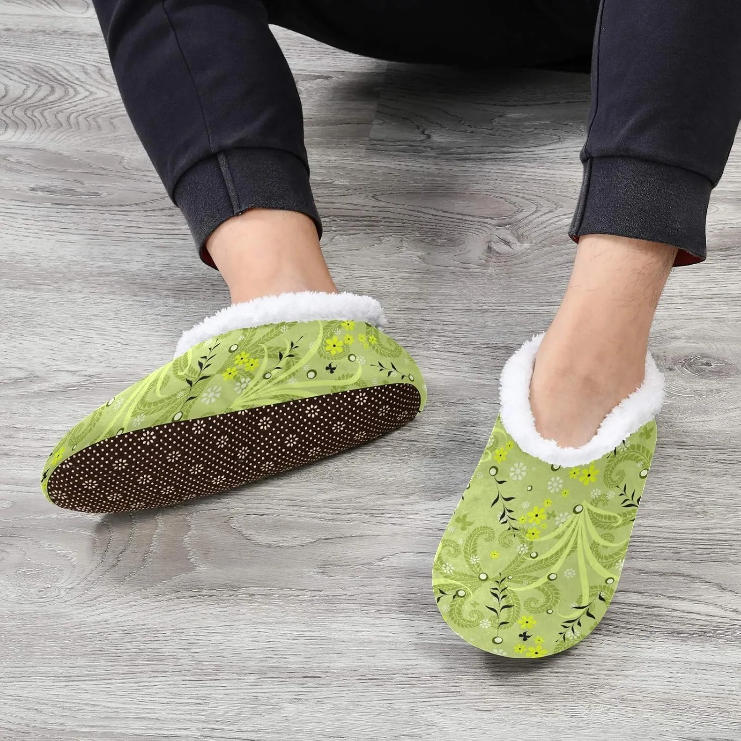 Winter House Slippers for Women/Men with Seamless Clover Element Cozy Fleece Slippers