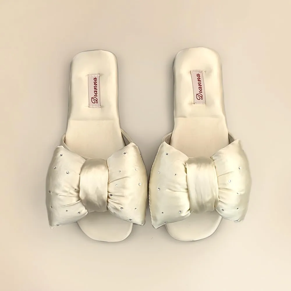 Women's Bride Slippers With Bow Satin Bridesmaid Slides Cute Bedroom Slippers Non Slip Sole For Wedding Party Indoor Spa