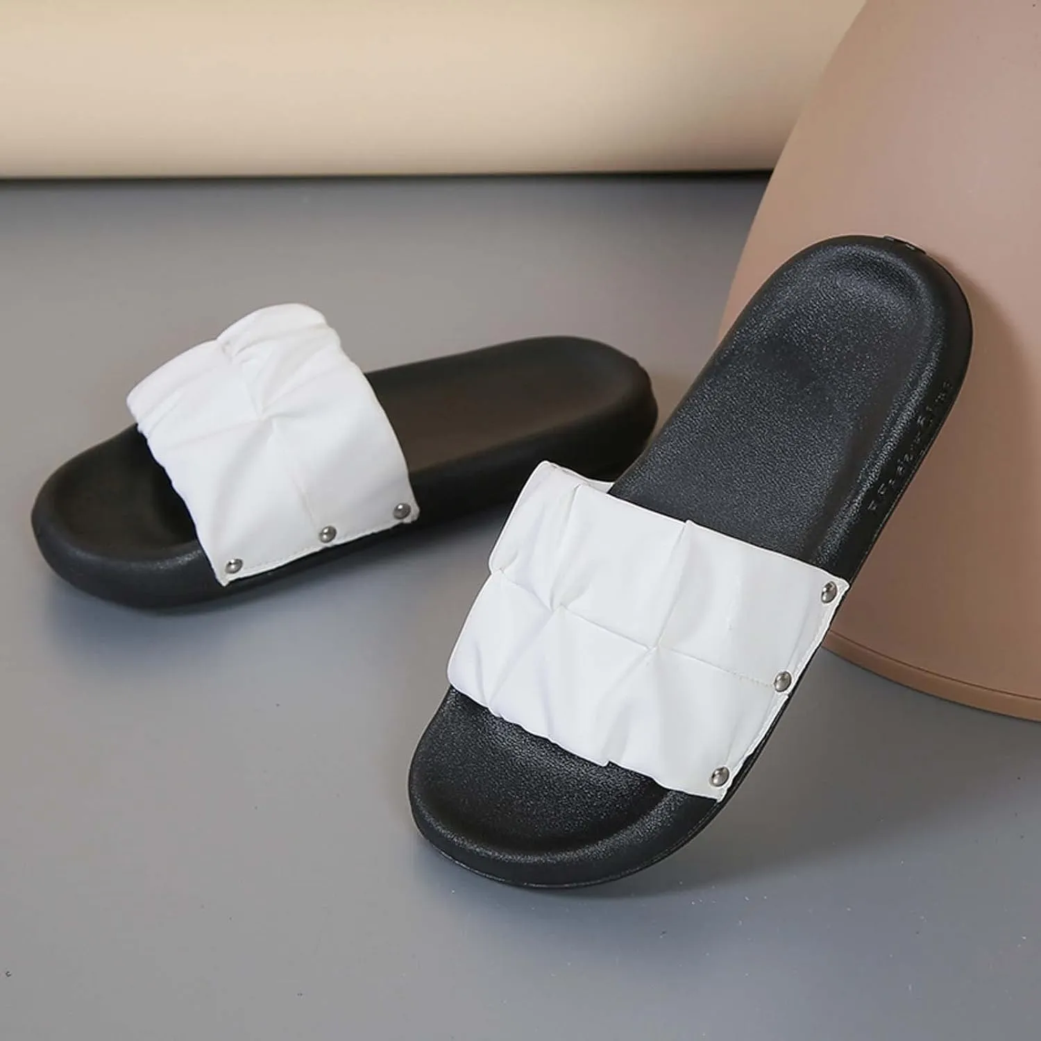 Women's Colorblock Ruched Flat Slipper Soft Anti-Slip Summer Sandals Casual Lounge SPA Slide Comfy Walking Sandal