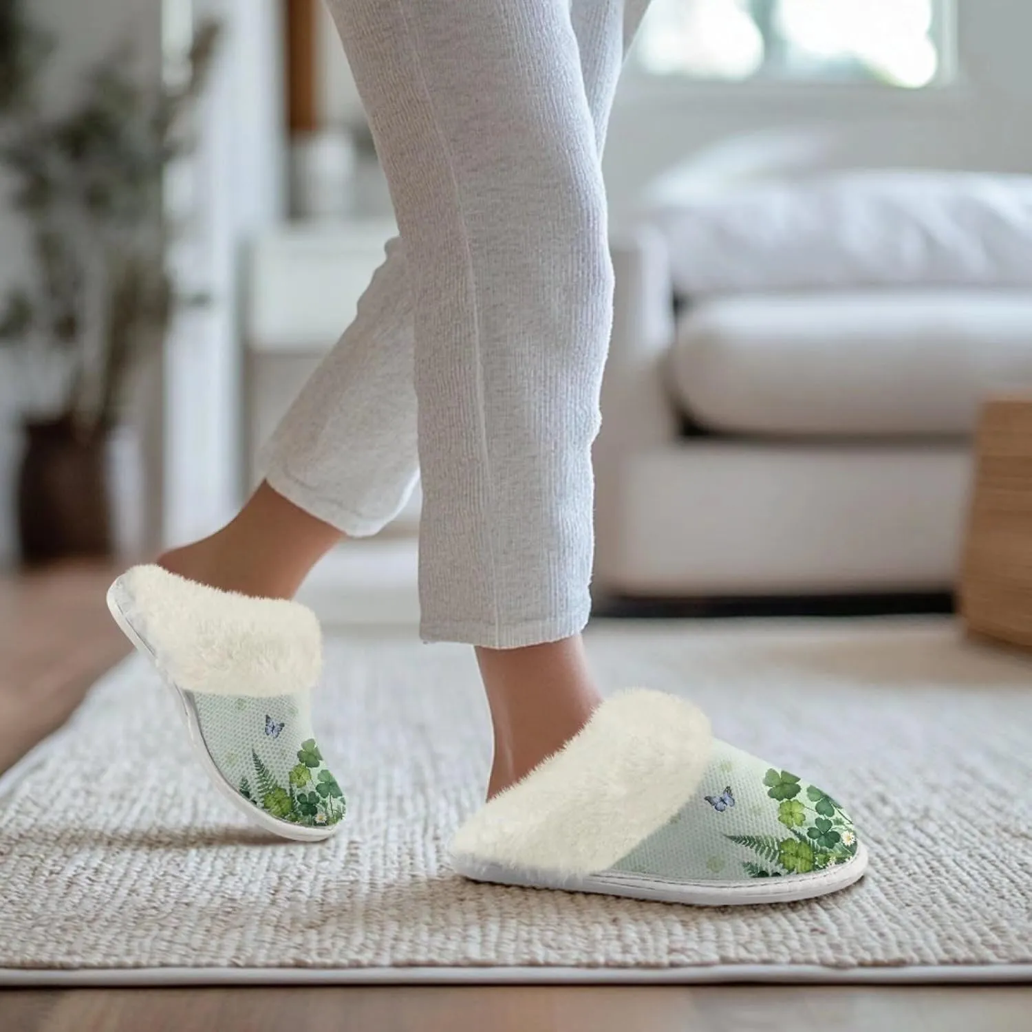 Women's Fuzzy Slip-on Slippers Cozy Lightweight House Slippers Non Slip Home Slippers Warm Winter Indoor Bedroom Slippers
