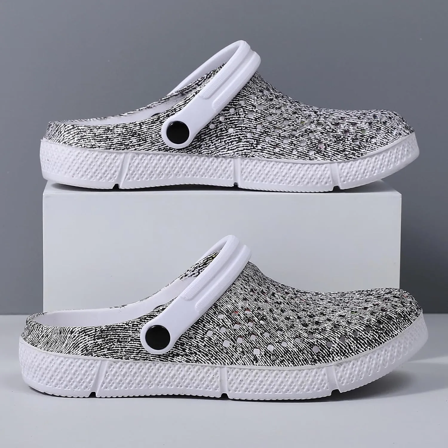 Women's Garden Clogs Shoes Casual Slipper Beach Sandals Anti-Slip Pool Water Shoes Home Slippers Summer Footwear