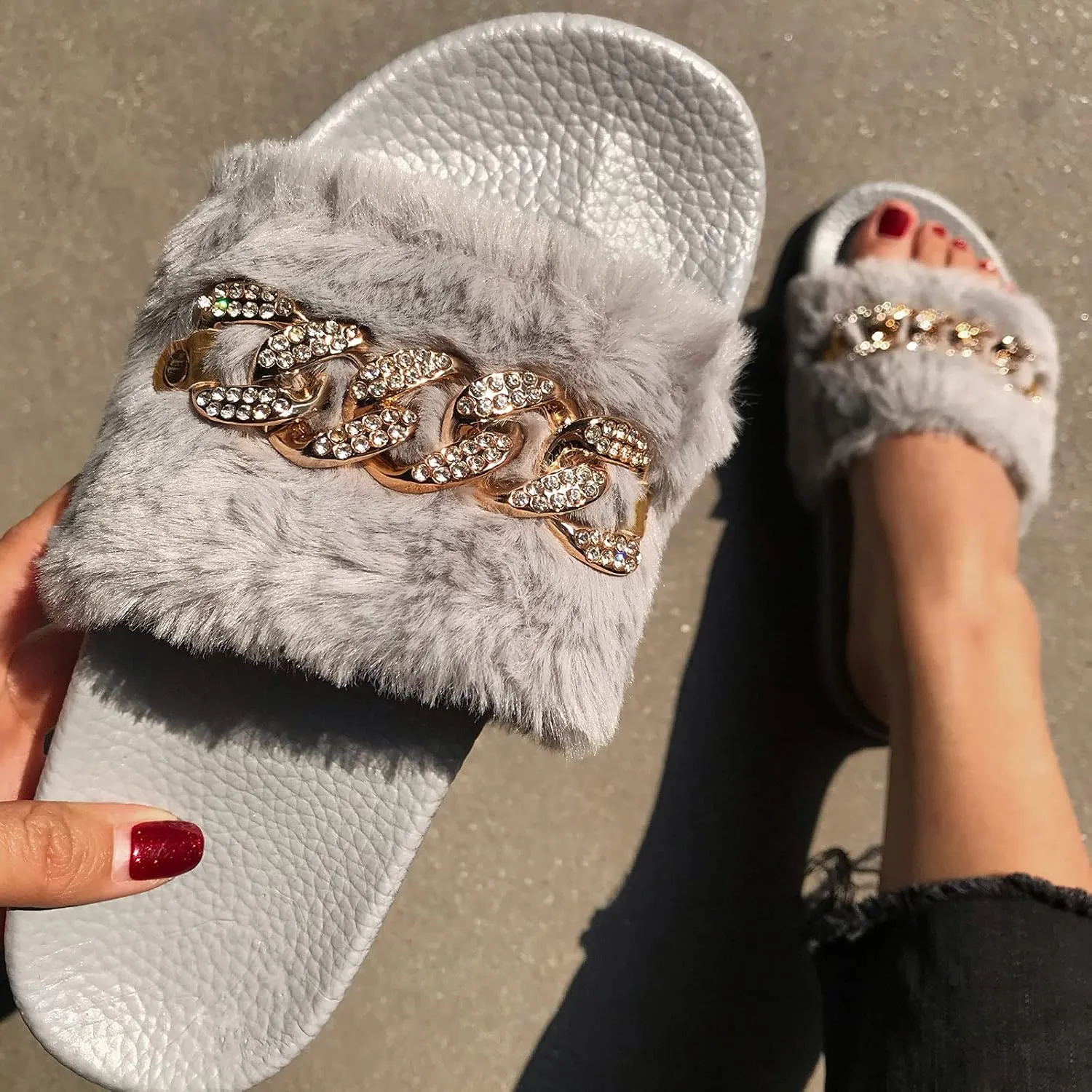 Women's Sandals Chain Sandals Slippers Beach Fashion Summer Slippers Flat Women's Shoes Crystal slipper
