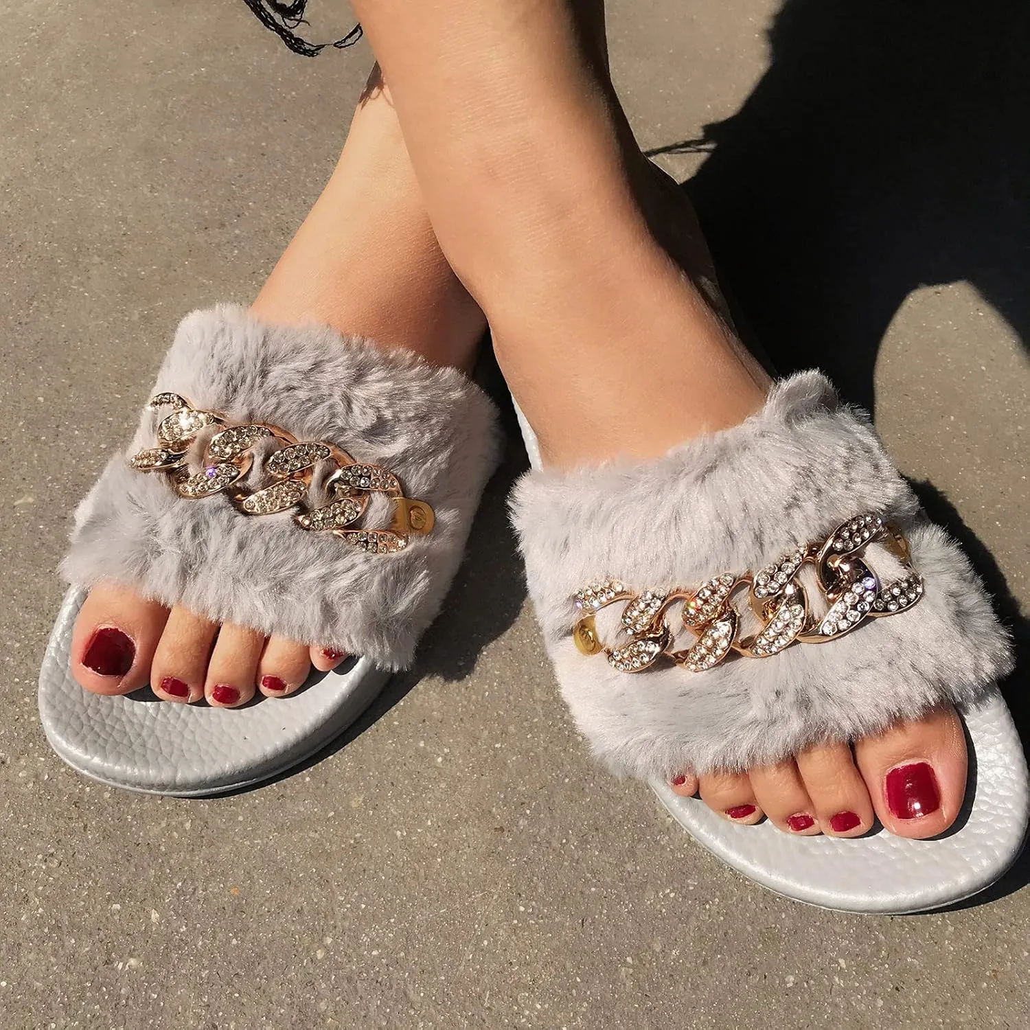 Women's Sandals Chain Sandals Slippers Beach Fashion Summer Slippers Flat Women's Shoes Crystal slipper