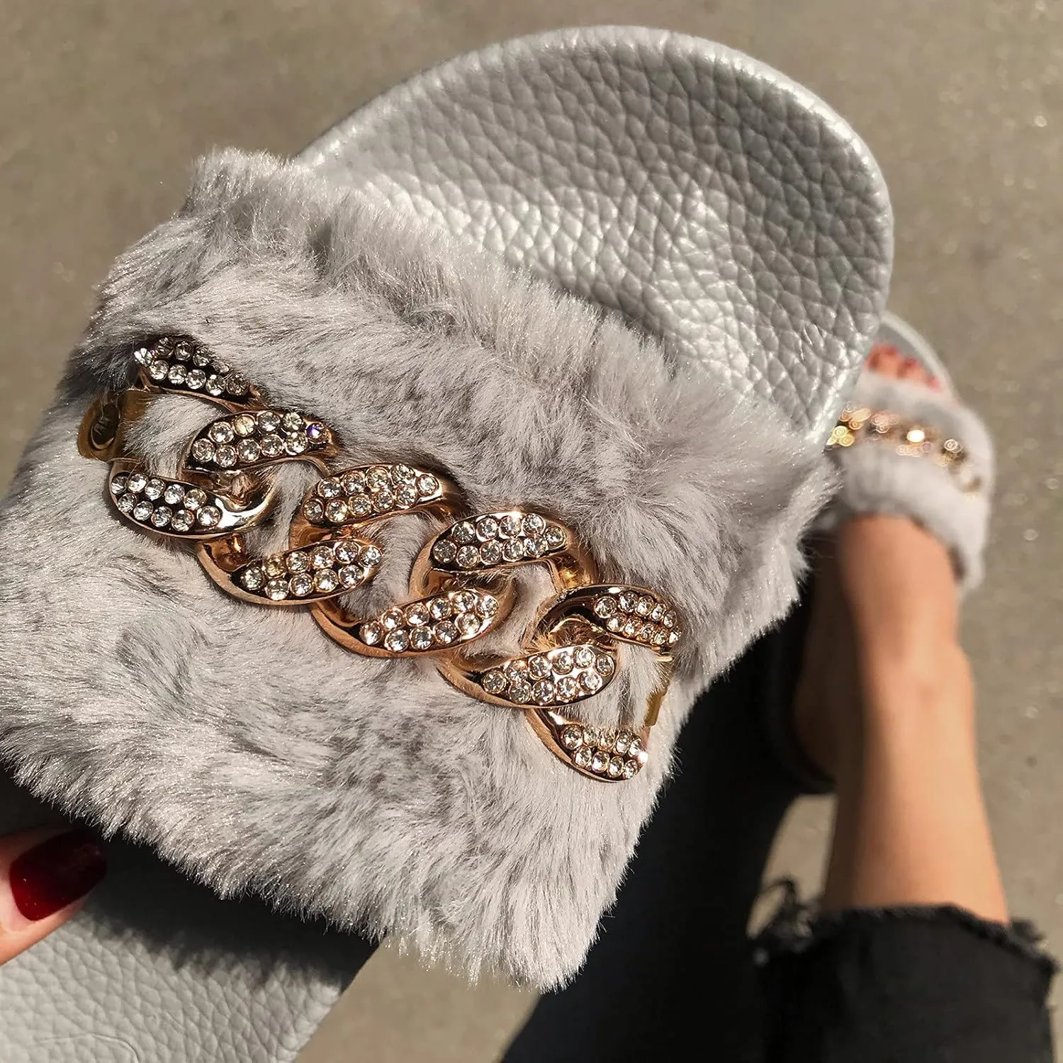 Women's Sandals Chain Sandals Slippers Beach Fashion Summer Slippers Flat Women's Shoes Crystal slipper