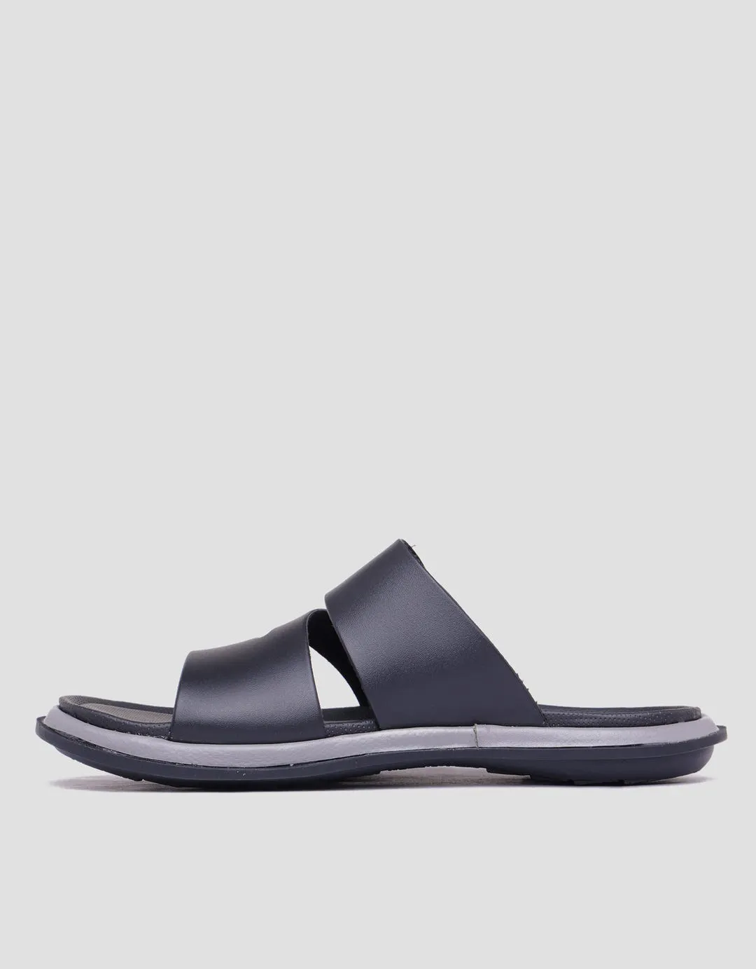 Yongki Komaladi Casual Sandal Slipper Pria