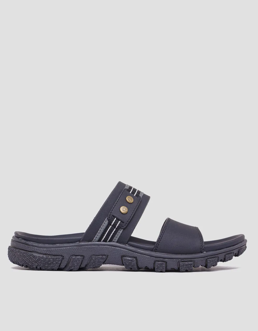 Yongki Komaladi Slipper Sandal Slipper Pria