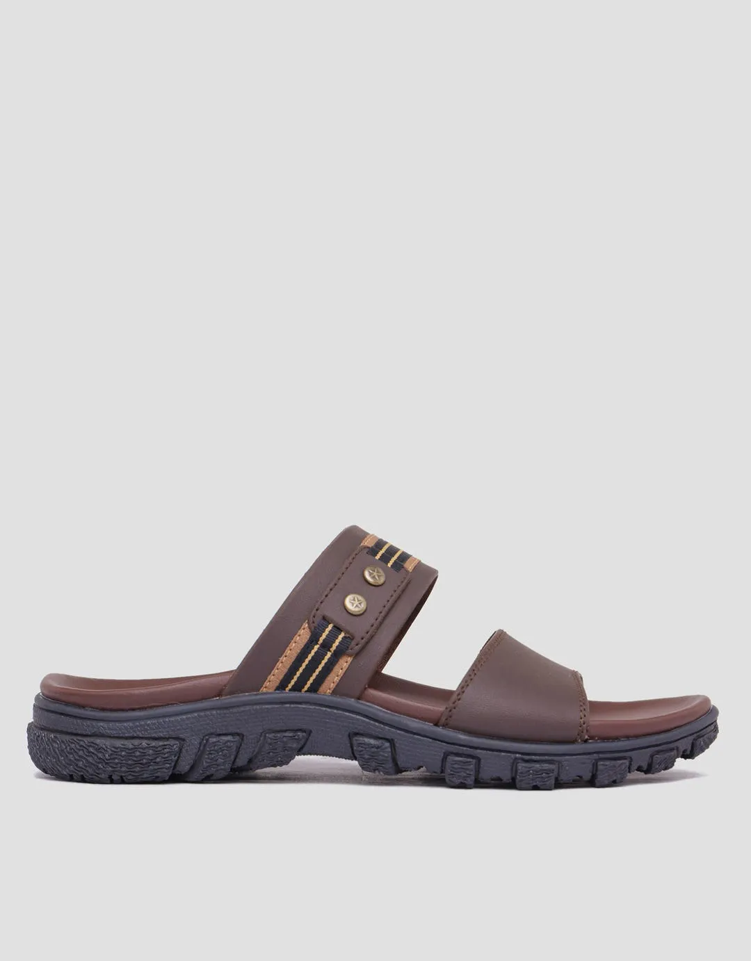 Yongki Komaladi Slipper Sandal Slipper Pria